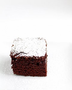 Emergency Chocolate Cake with Powdered Sugar CSP